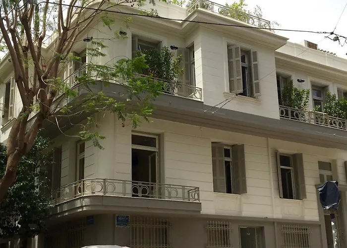 1930'S Athenian House By Yha